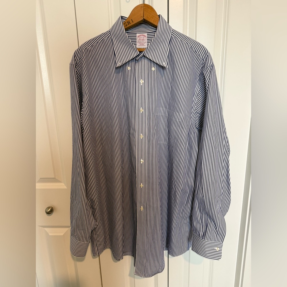 Brooks Brothers Oxford Button Up Shirt 17.5-35 Blue Striped Supima Cotton